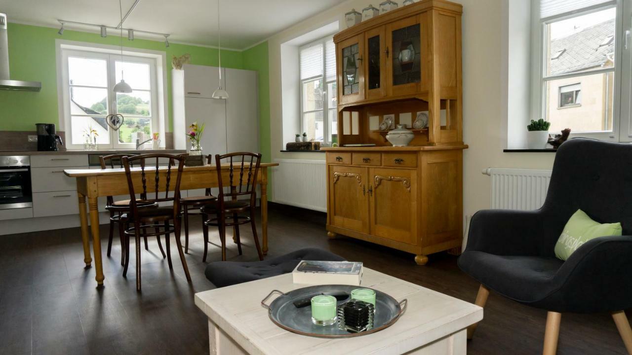 Ferienhaus Alte Schule Volkesfeld Extérieur photo